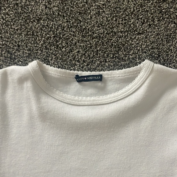 white basic tee - Picture 2 of 2